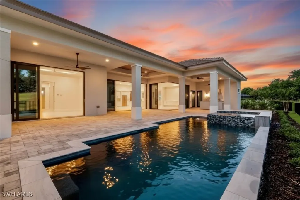 14282 Charthouse Circle Naples FL 34114