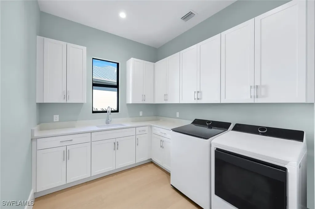 14282 Charthouse Circle Naples FL 34114