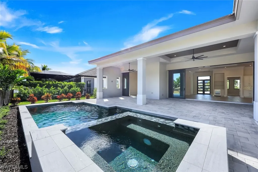 14282 Charthouse Circle Naples FL 34114