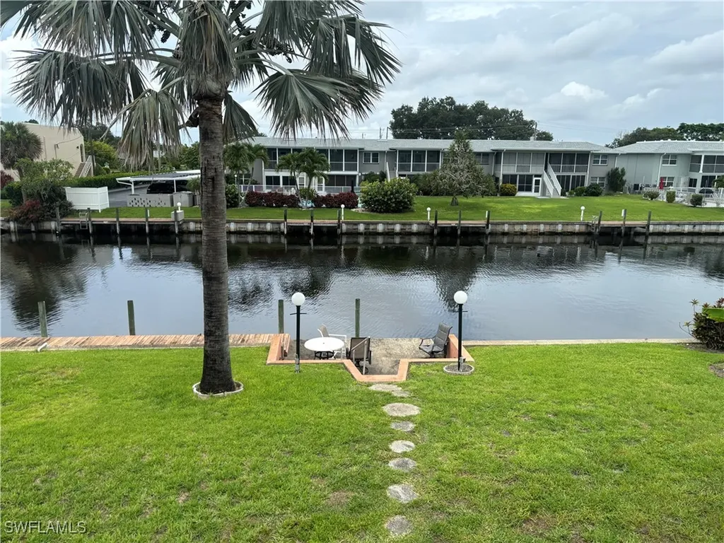 879 SE 46th Lane Cape Coral FL 33904