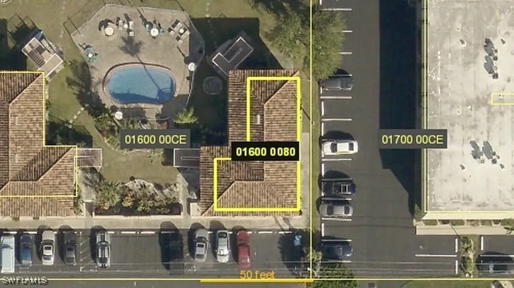 879 SE 46th Lane Cape Coral FL 33904