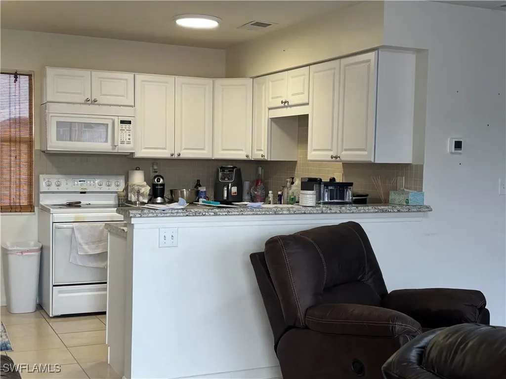 879 SE 46th Lane Cape Coral FL 33904