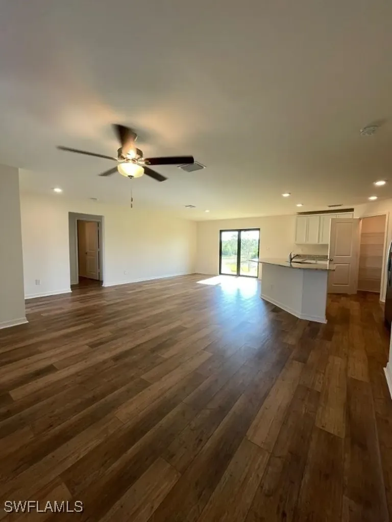 861 Winwood Circle Fort Myers FL 33913