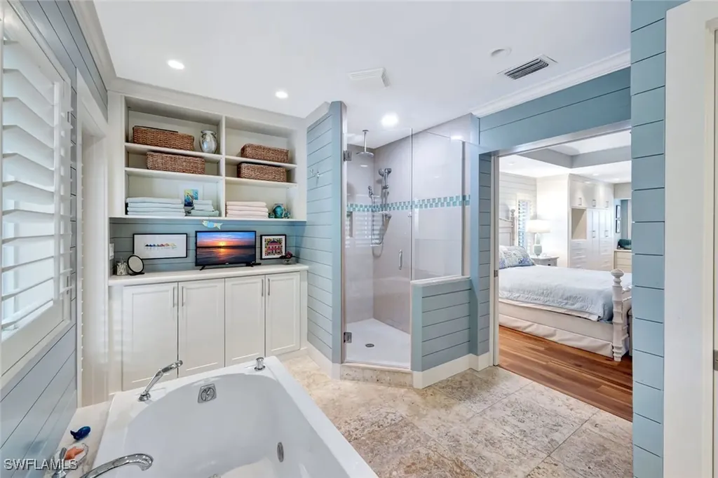 1874 Farm Trail Sanibel FL 33957