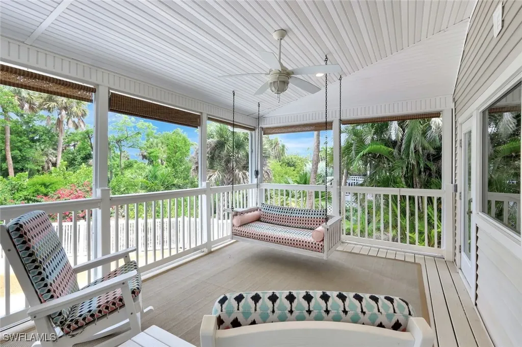 1874 Farm Trail Sanibel FL 33957