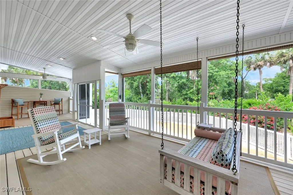1874 Farm Trail Sanibel FL 33957