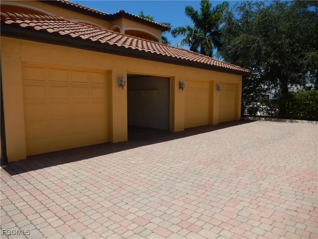 1625 SE 46th Street Cape Coral FL 33904