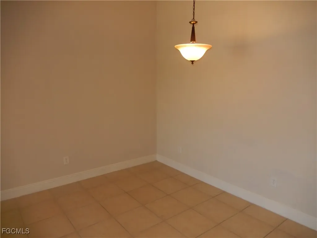 1625 SE 46th Street Cape Coral FL 33904