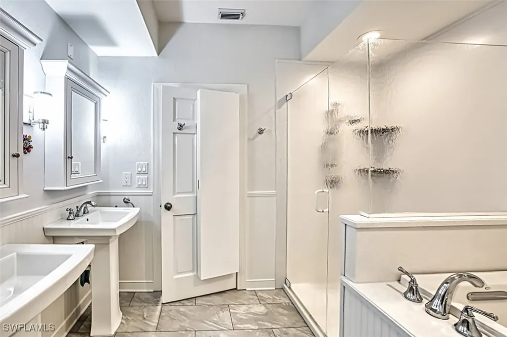 5438 Shearwater Drive Sanibel FL 33957