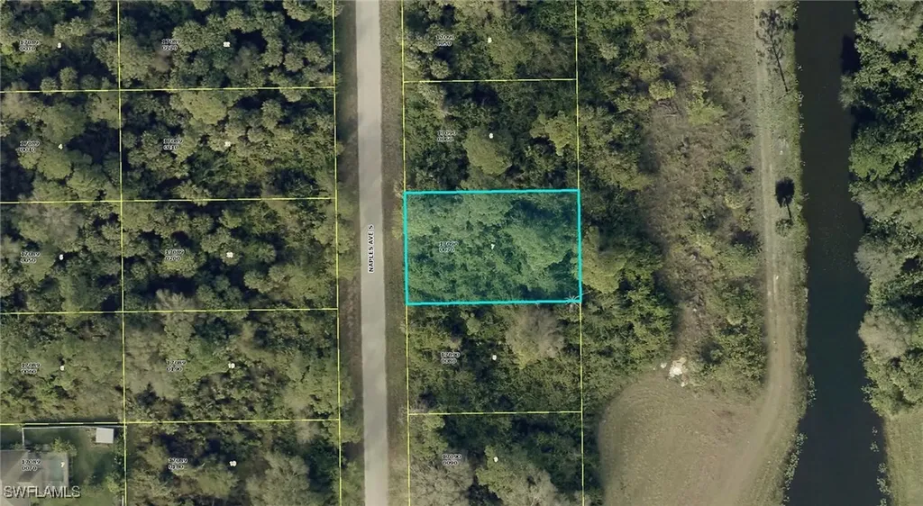 641 Naples Avenue S Lehigh Acres FL 33974