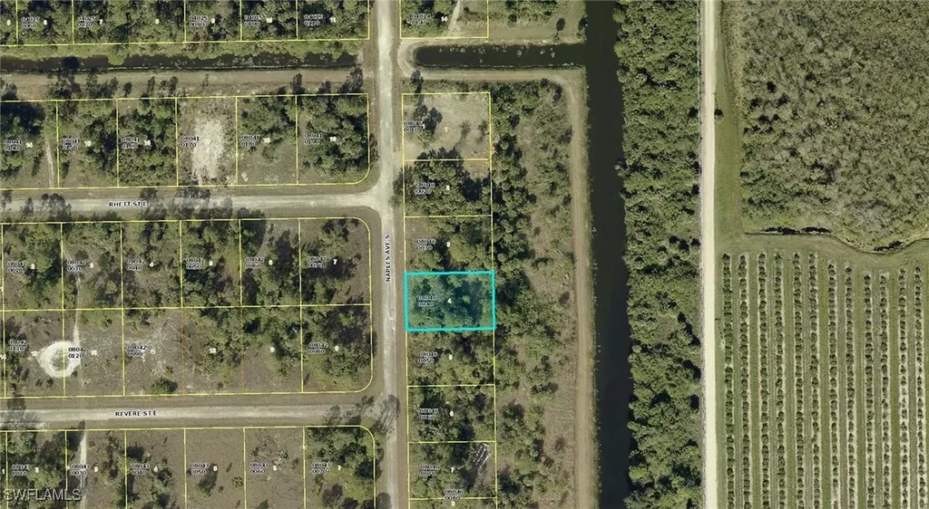553 Naples Avenue S Lehigh Acres FL 33974