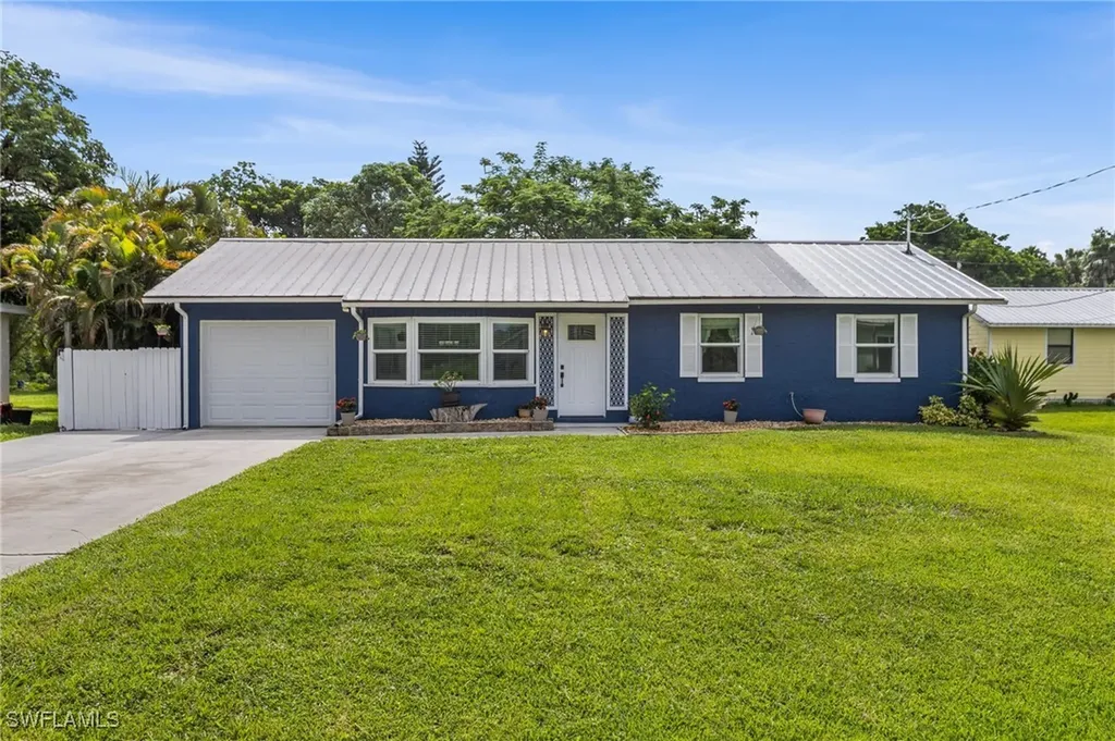 4811 Shady River Lane Fort Myers FL 33905