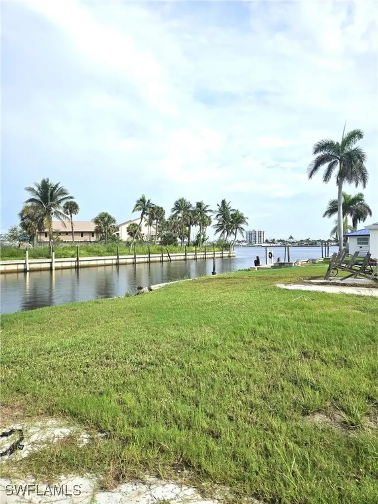 863 Oak Street Fort Myers Beach FL 33931