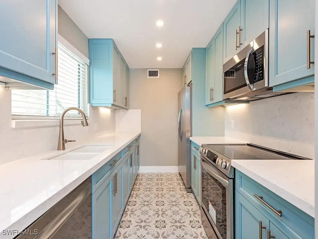 2500 Gulf Shore Boulevard N Naples FL 34103