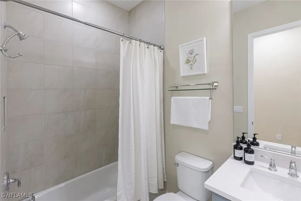 7184 Cayo Coco Lane Naples FL 34113