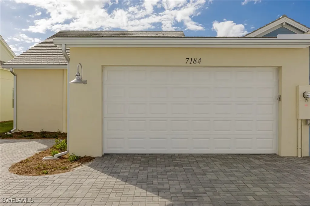 7184 Cayo Coco Lane Naples FL 34113