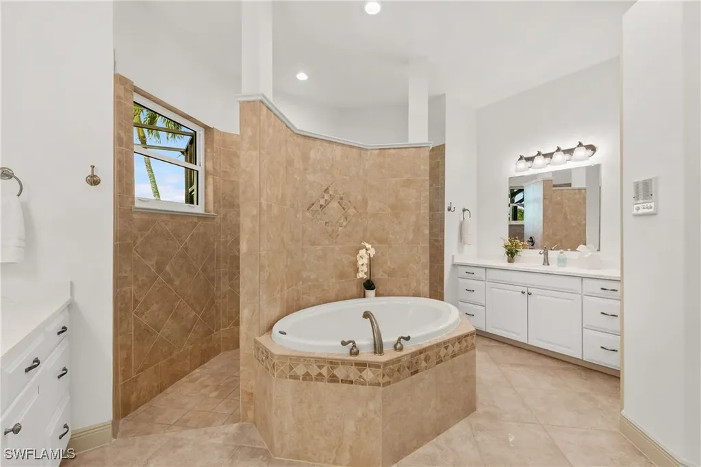 4009 Treadwater Court Naples FL 34109