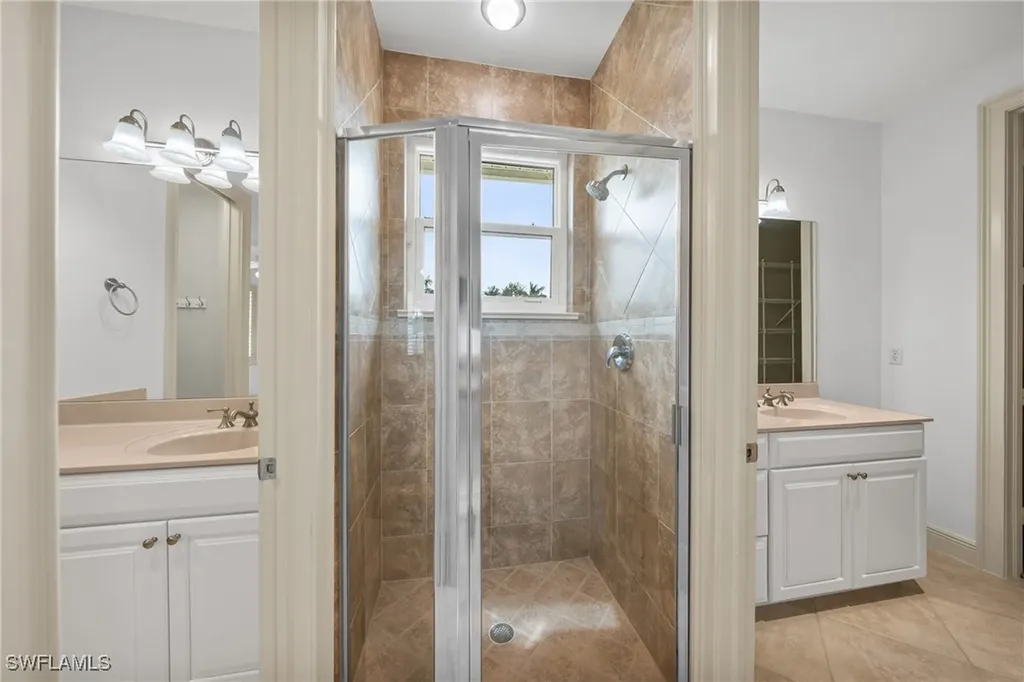 4009 Treadwater Court Naples FL 34109