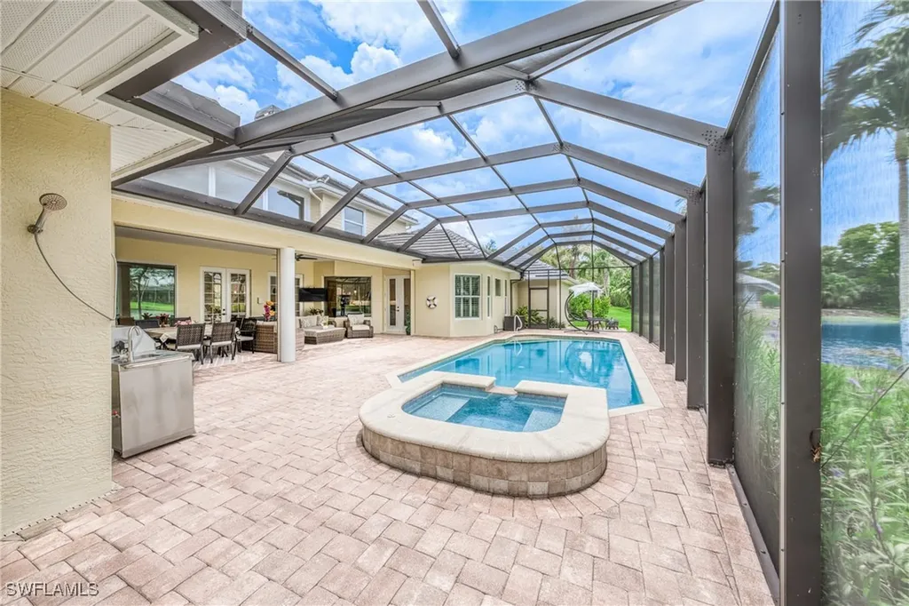 4009 Treadwater Court Naples FL 34109