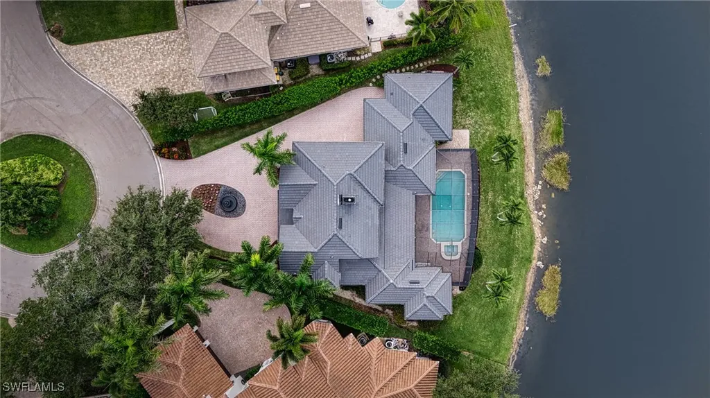 4009 Treadwater Court Naples FL 34109