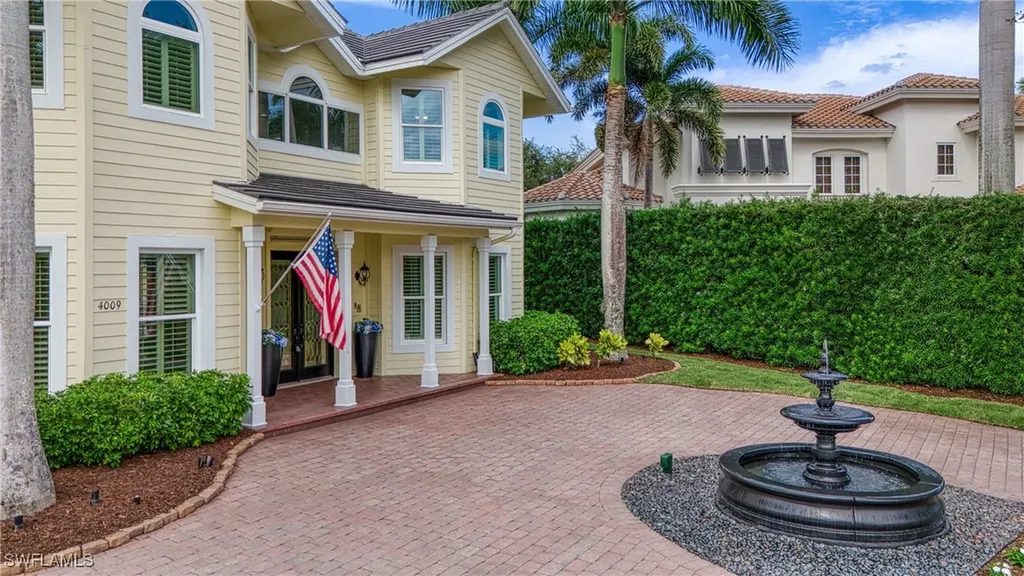4009 Treadwater Court Naples FL 34109