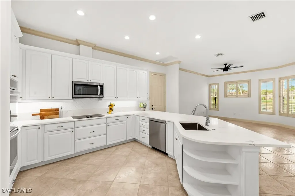 4009 Treadwater Court Naples FL 34109