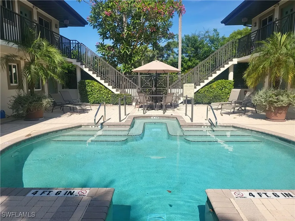 480 5th Street S Naples FL 34102