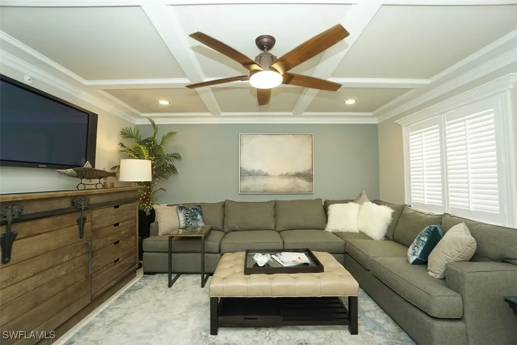 480 5th Street S Naples FL 34102