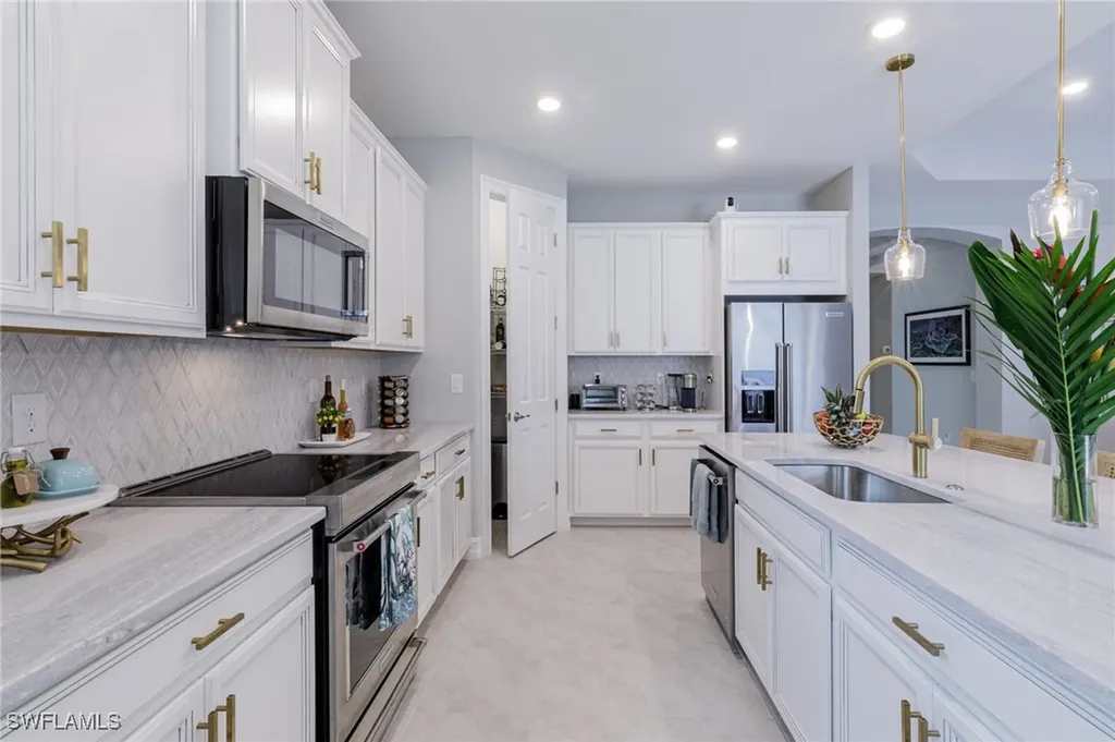 14614 Stillwater Way Naples FL 34114
