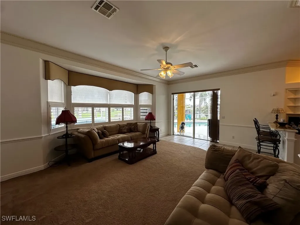 207 SE 31st Street Cape Coral FL 33904