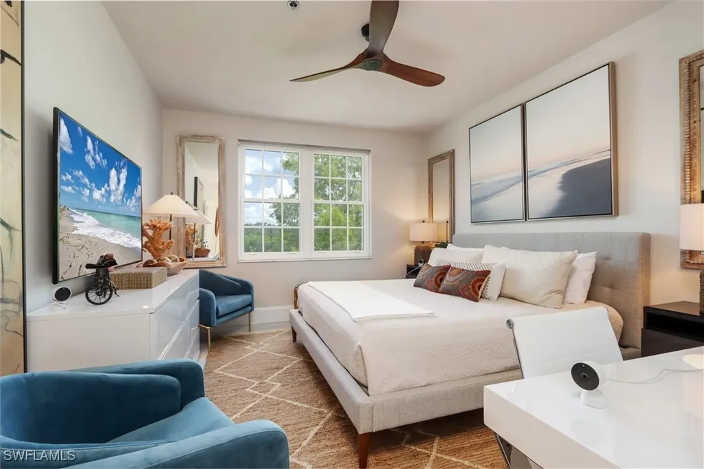 365 5th Avenue S Naples FL 34102