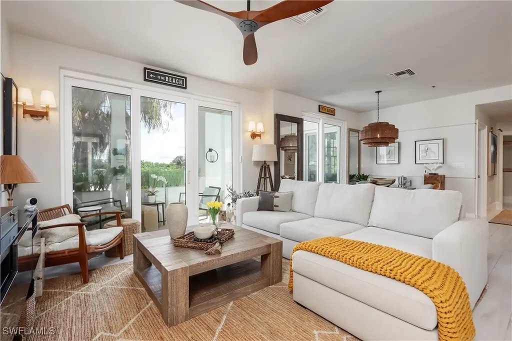 365 5th Avenue S Naples FL 34102