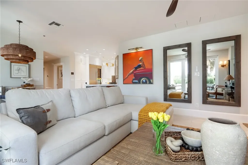 365 5th Avenue S Naples FL 34102