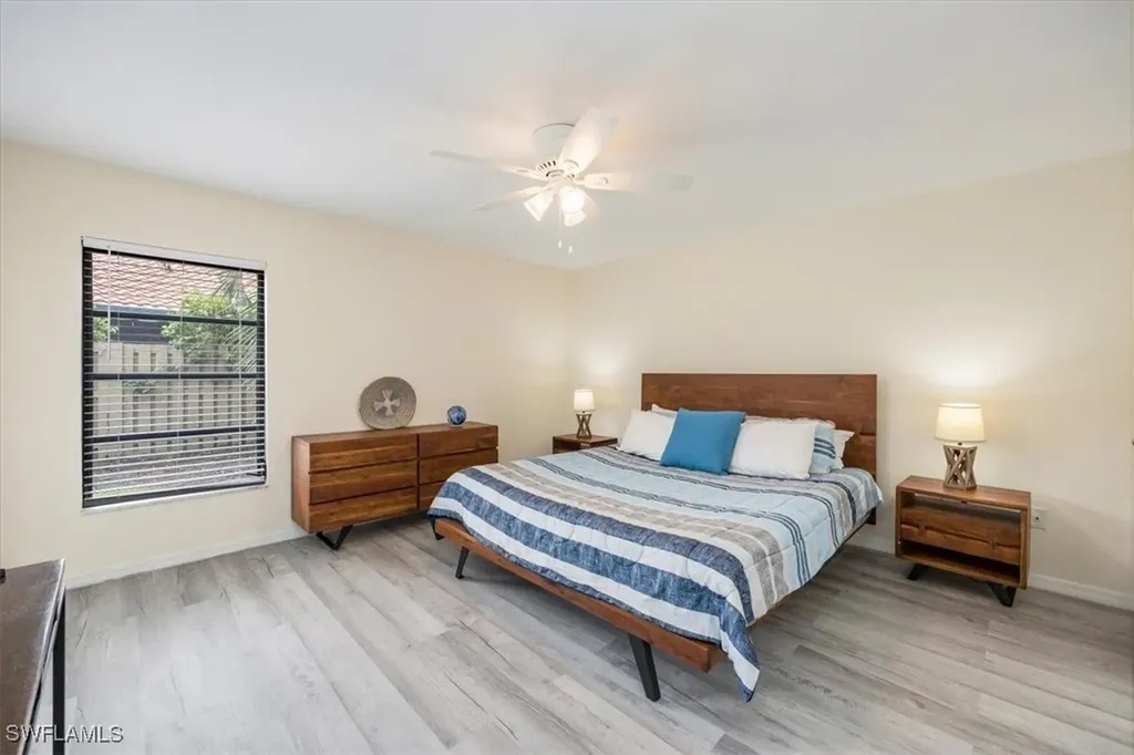 833 Reef Point Circle Naples FL 34108