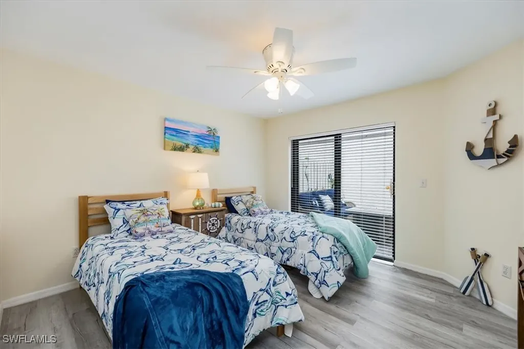 833 Reef Point Circle Naples FL 34108