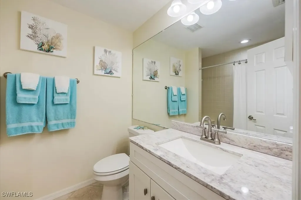 833 Reef Point Circle Naples FL 34108