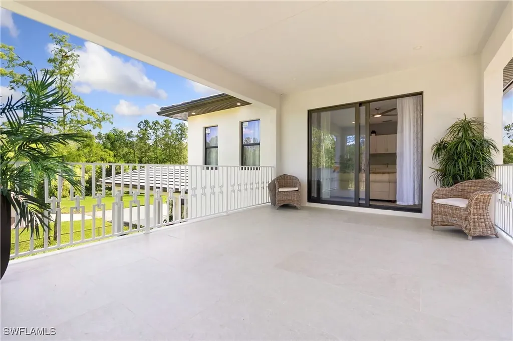 2227 21st Street SW Naples FL 34117