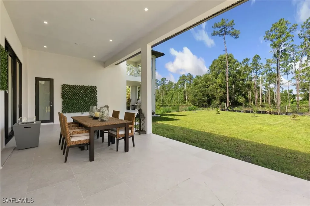 2227 21st Street SW Naples FL 34117