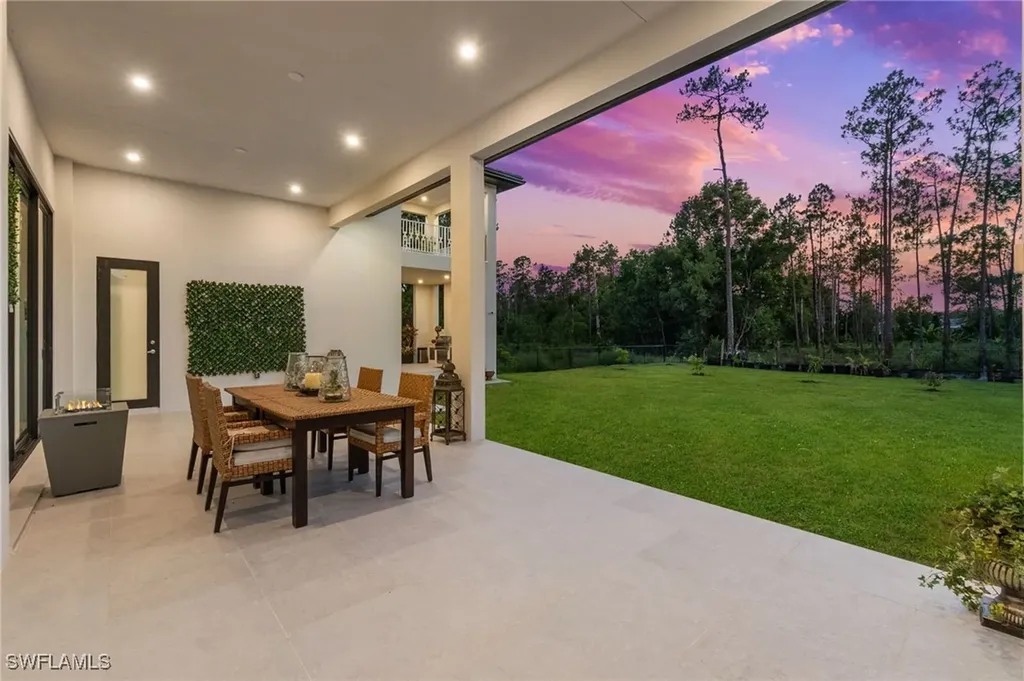 2227 21st Street SW Naples FL 34117