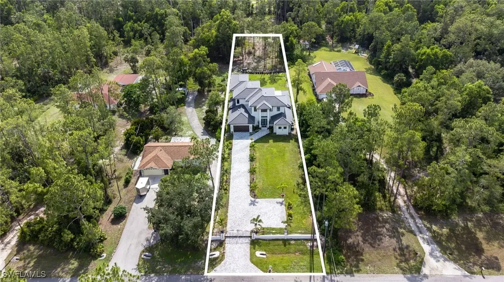 2227 21st Street SW Naples FL 34117