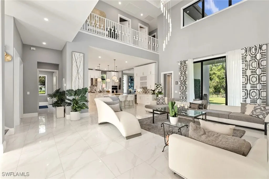 2227 21st Street SW Naples FL 34117