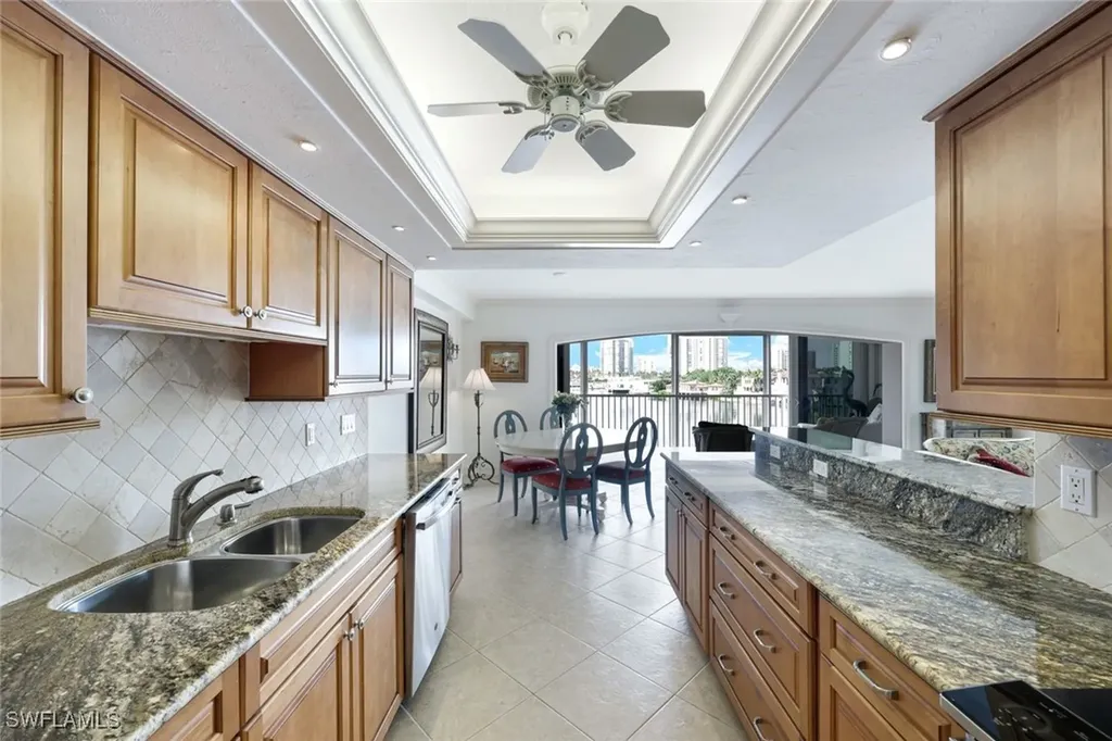 250 Park Shore Drive Naples FL 34103