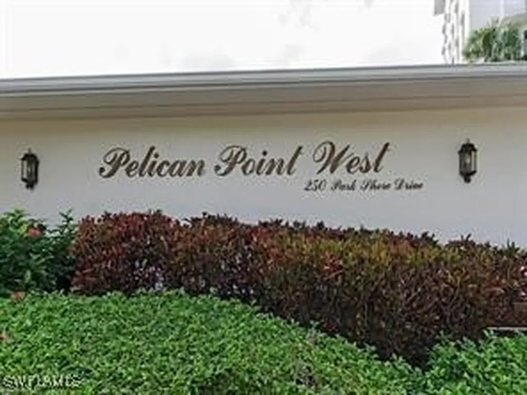 250 Park Shore Drive Naples FL 34103