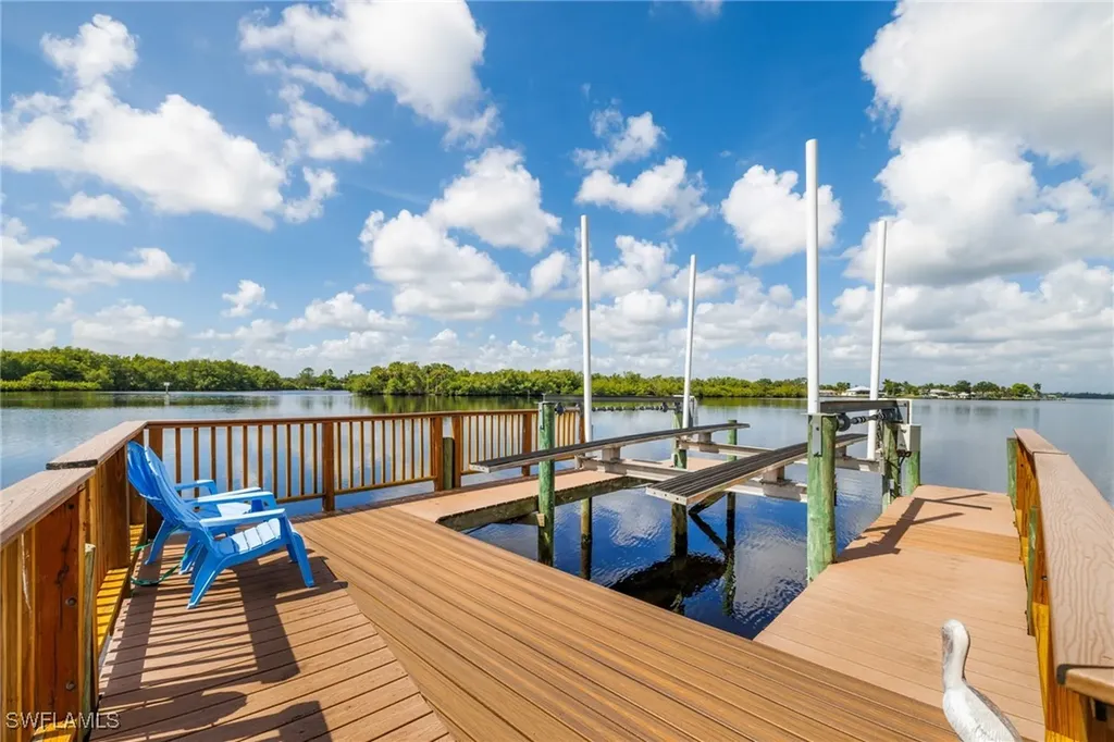 14080 Duke Highway Alva FL 33920