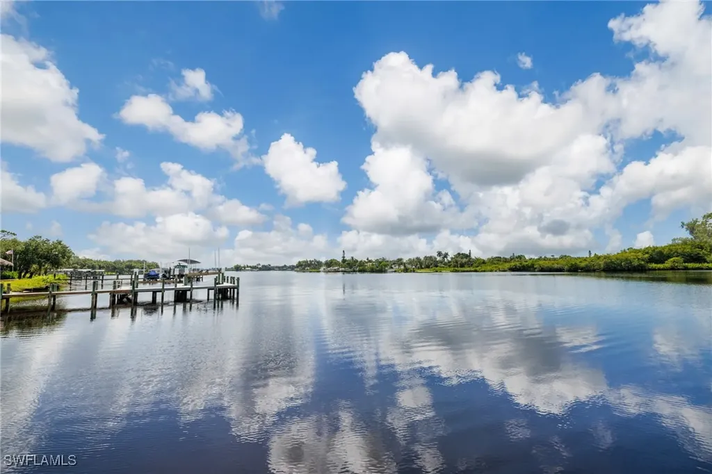 14080 Duke Highway Alva FL 33920