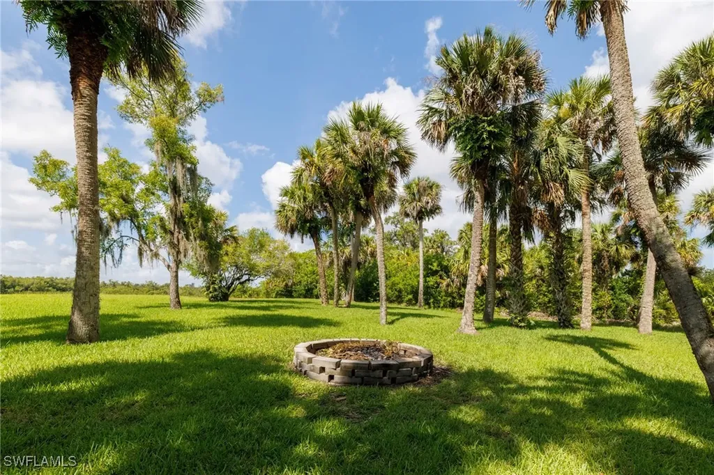 14080 Duke Highway Alva FL 33920