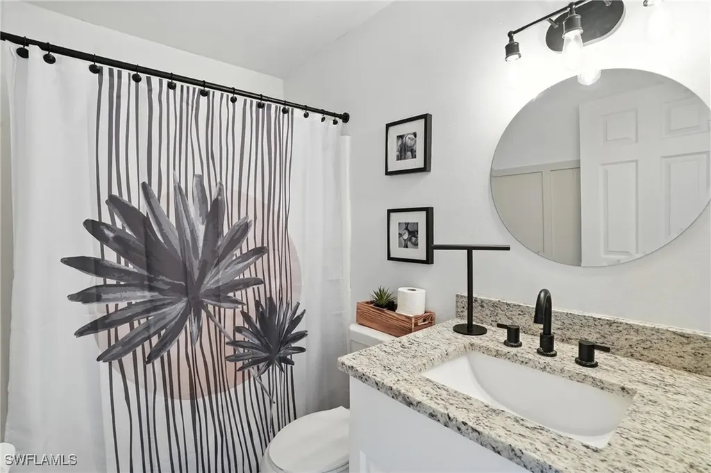 2713 NW 2nd Avenue Cape Coral FL 33993