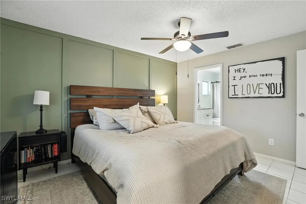 2713 NW 2nd Avenue Cape Coral FL 33993