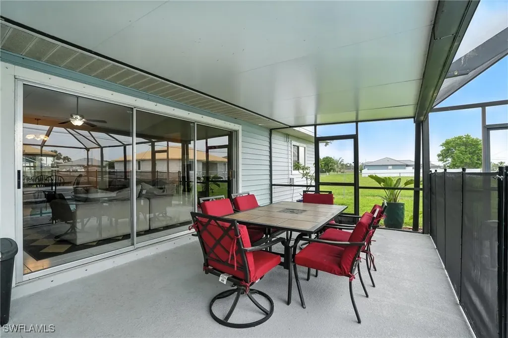 2713 NW 2nd Avenue Cape Coral FL 33993