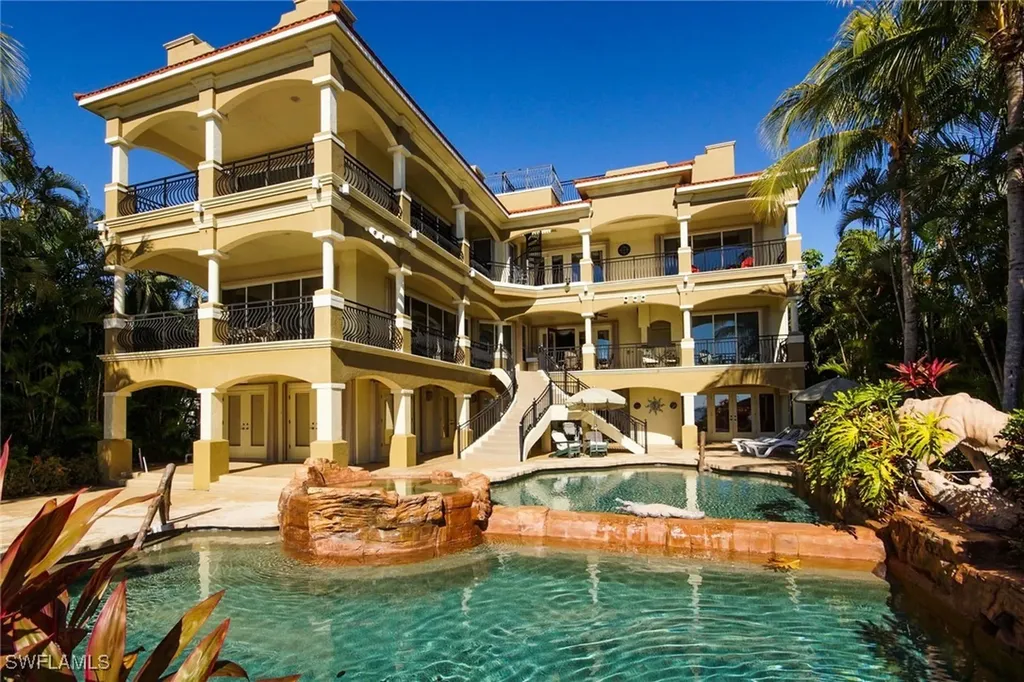 232 Bayshore Drive Cape Coral FL 33904